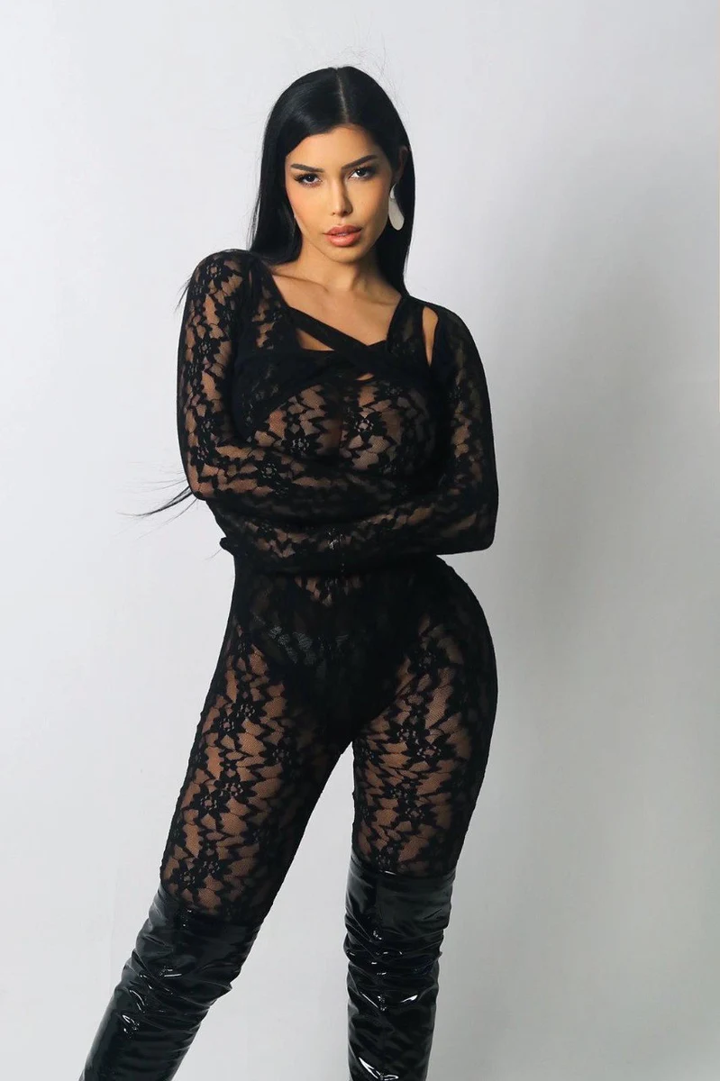 Adriana escort in London