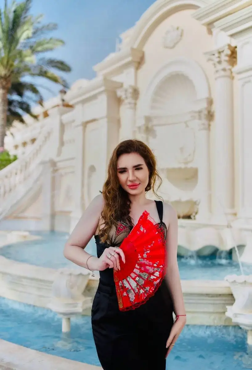 Albina escort in London