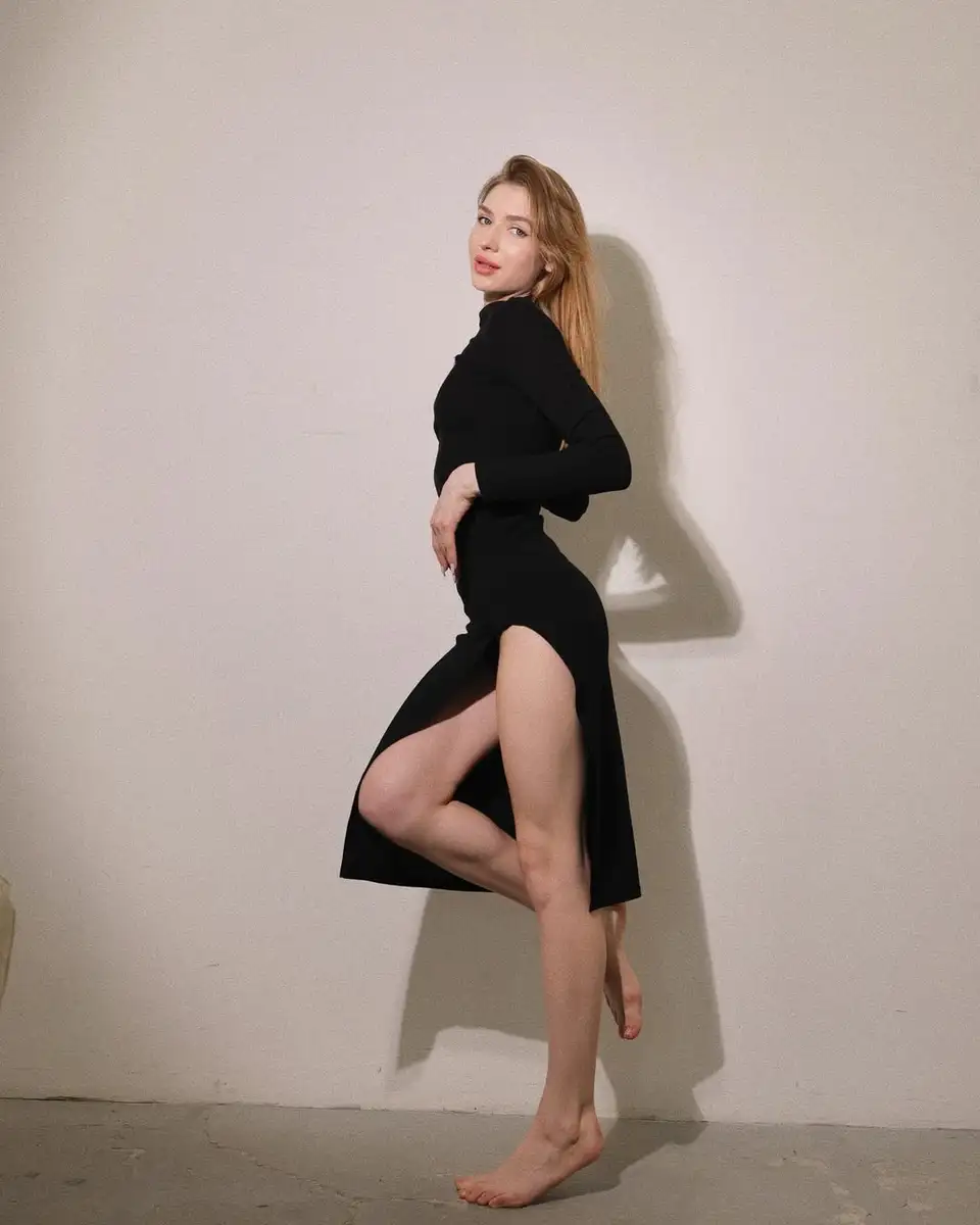 Alice escort in Dubai