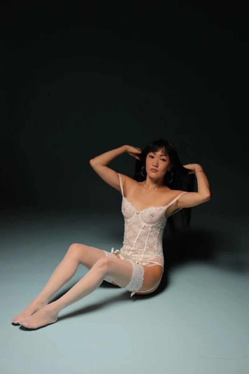 Alsu escort in London