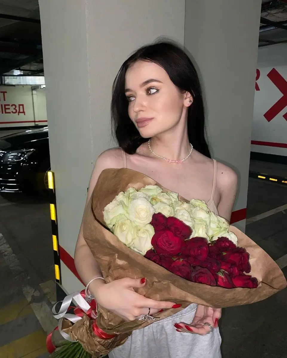 Amber escort in Dubai