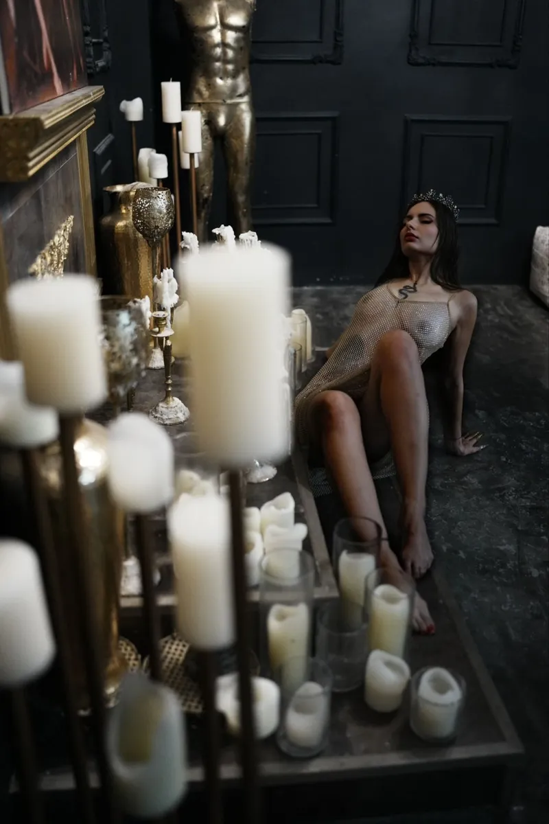 Amber escort in Dubai