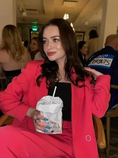 Amber escort in Dubai