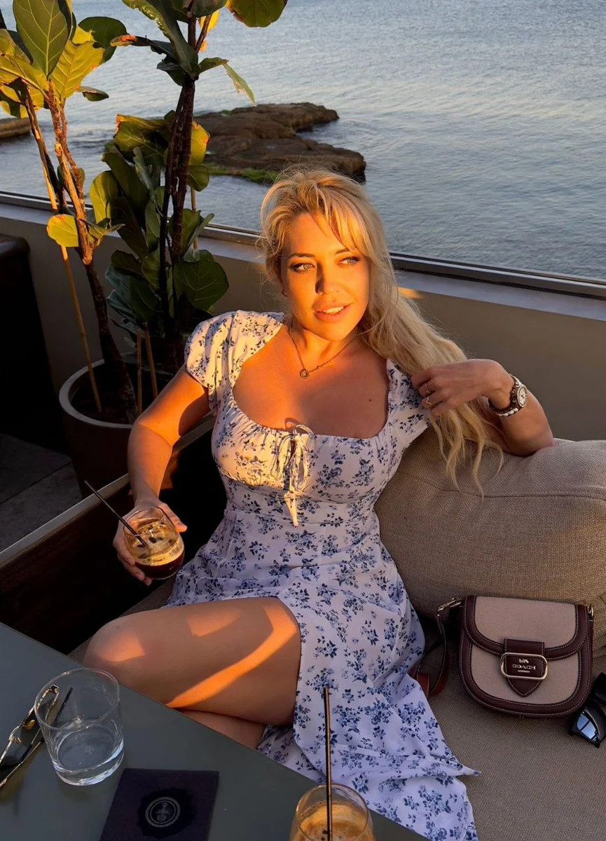 Anastasia escort in Dubai
