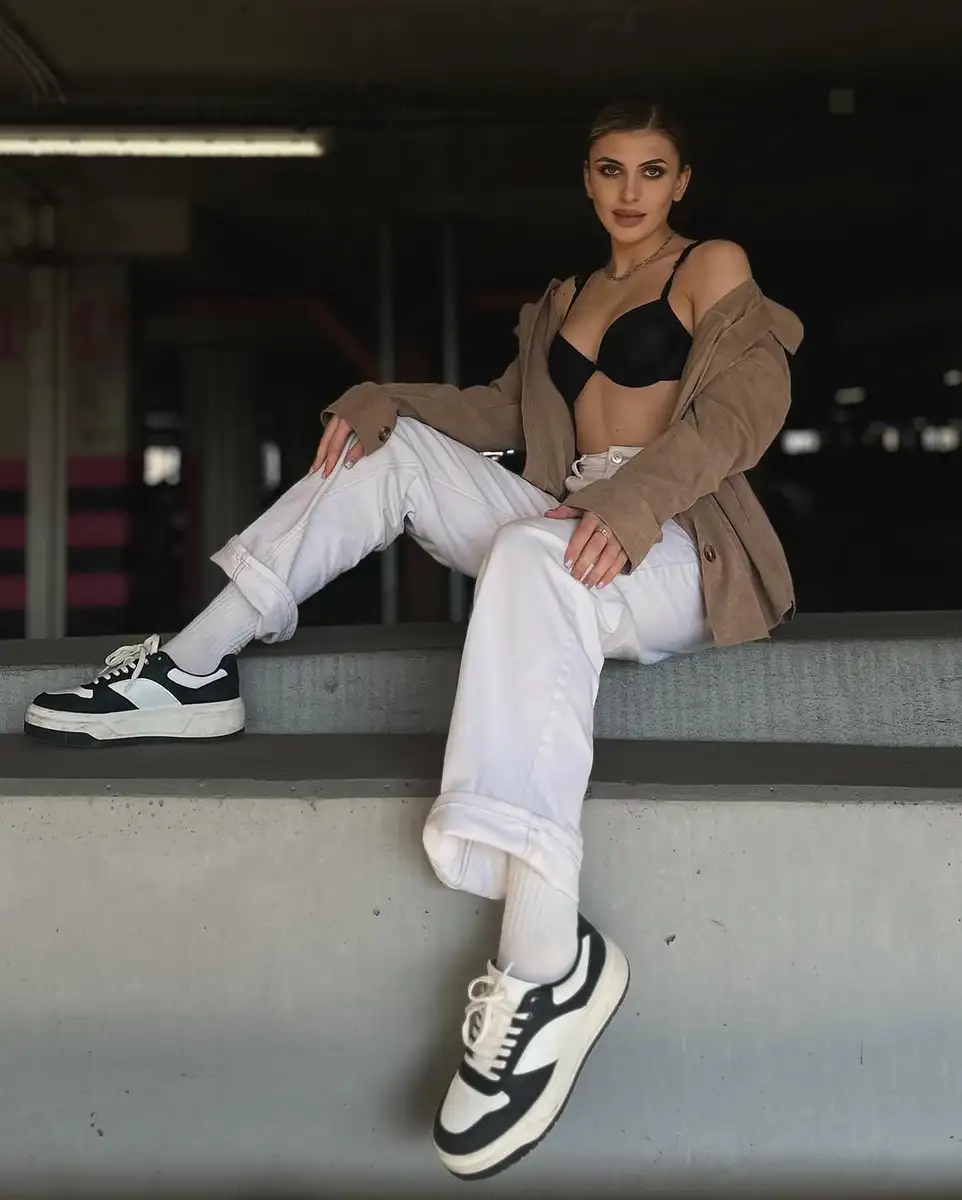 Arabella escort in Dubai