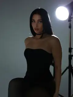 Aria escort in London