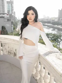 Ariadne escort in Dubai