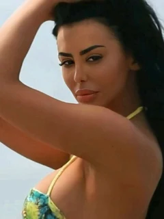 Asal escort in London