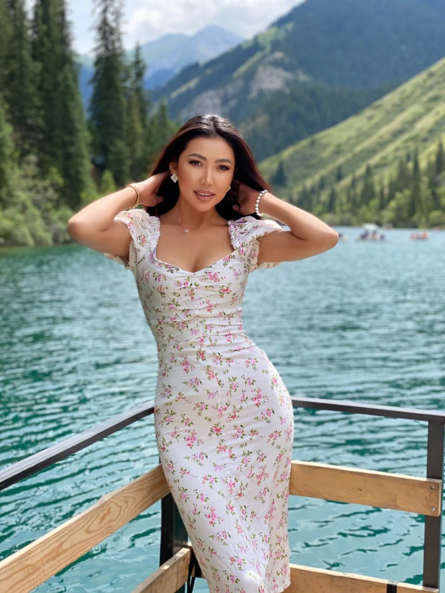 Asel escort in London