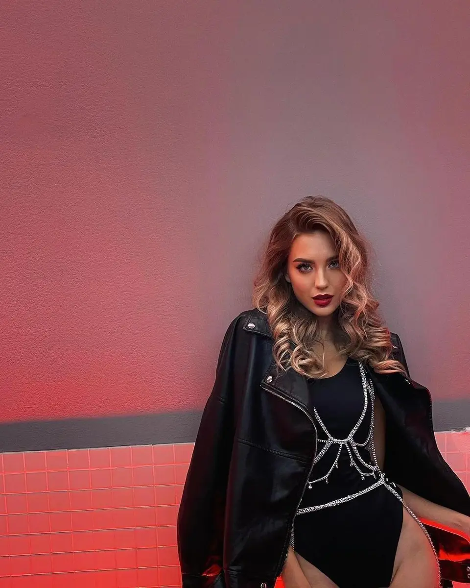 Audrey escort in Dubai