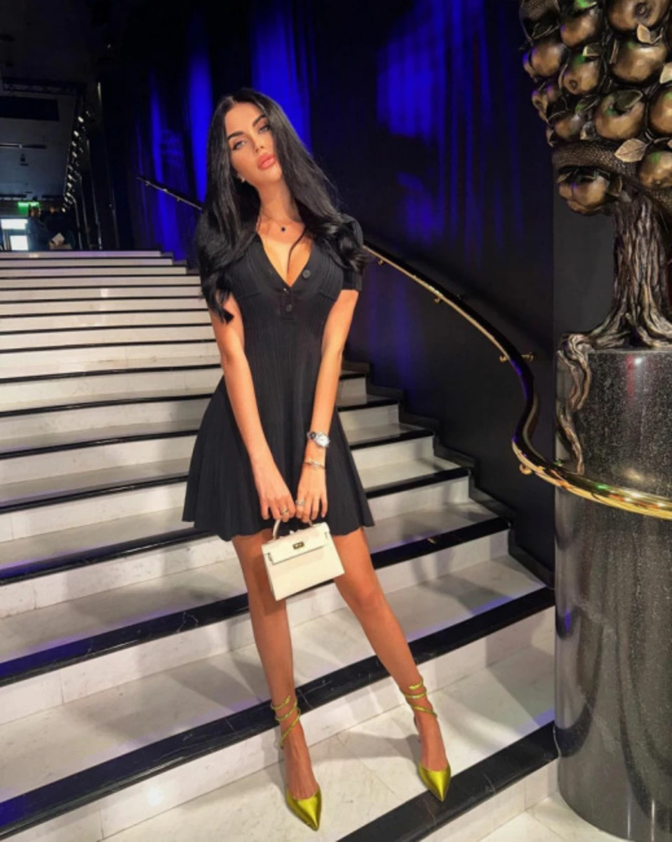 Briony escort in Dubai