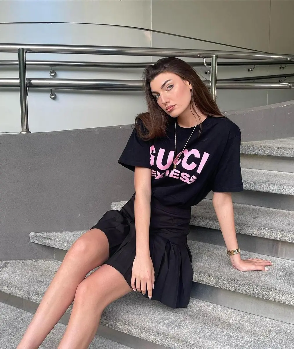 Brooke escort in Dubai