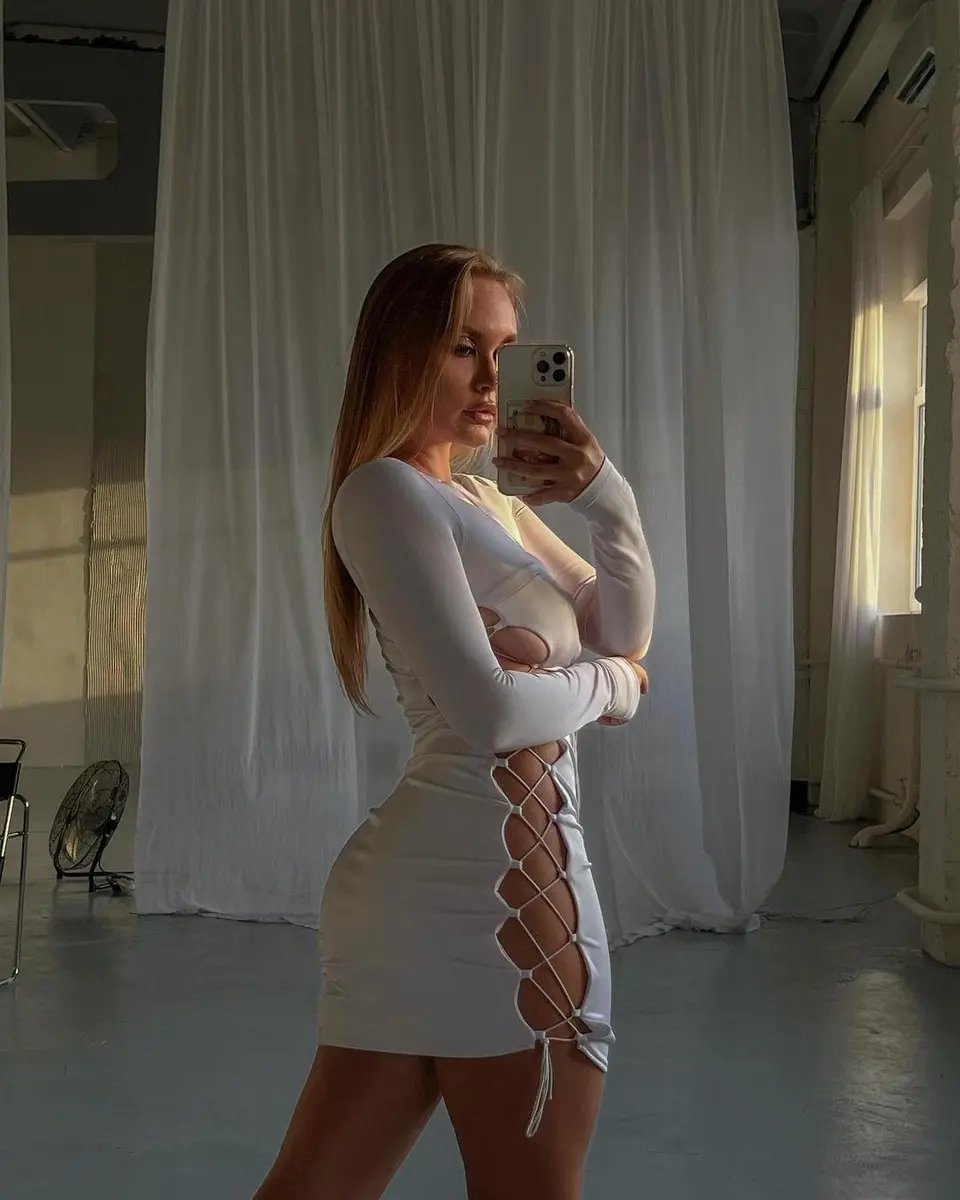 Carmen escort in Dubai