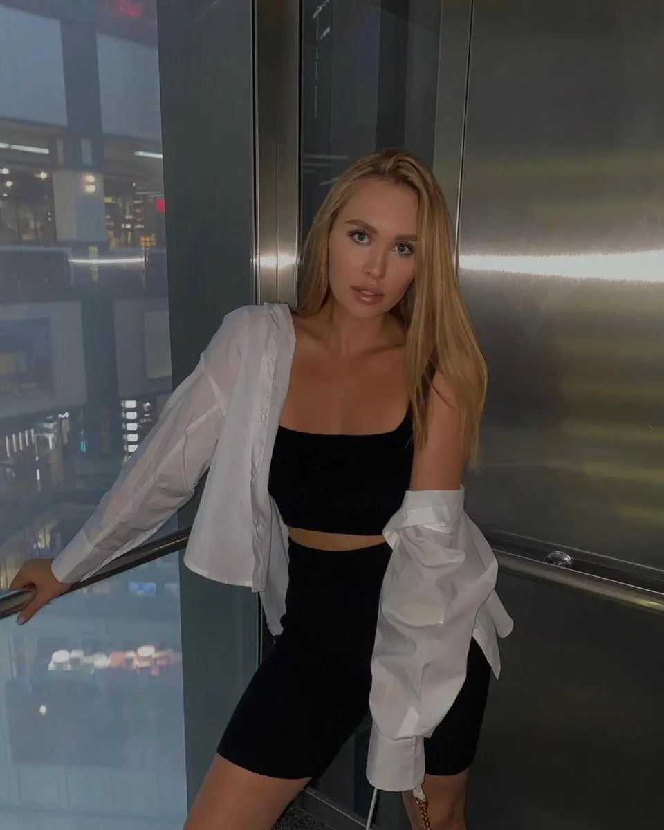 Carmen escort in Dubai