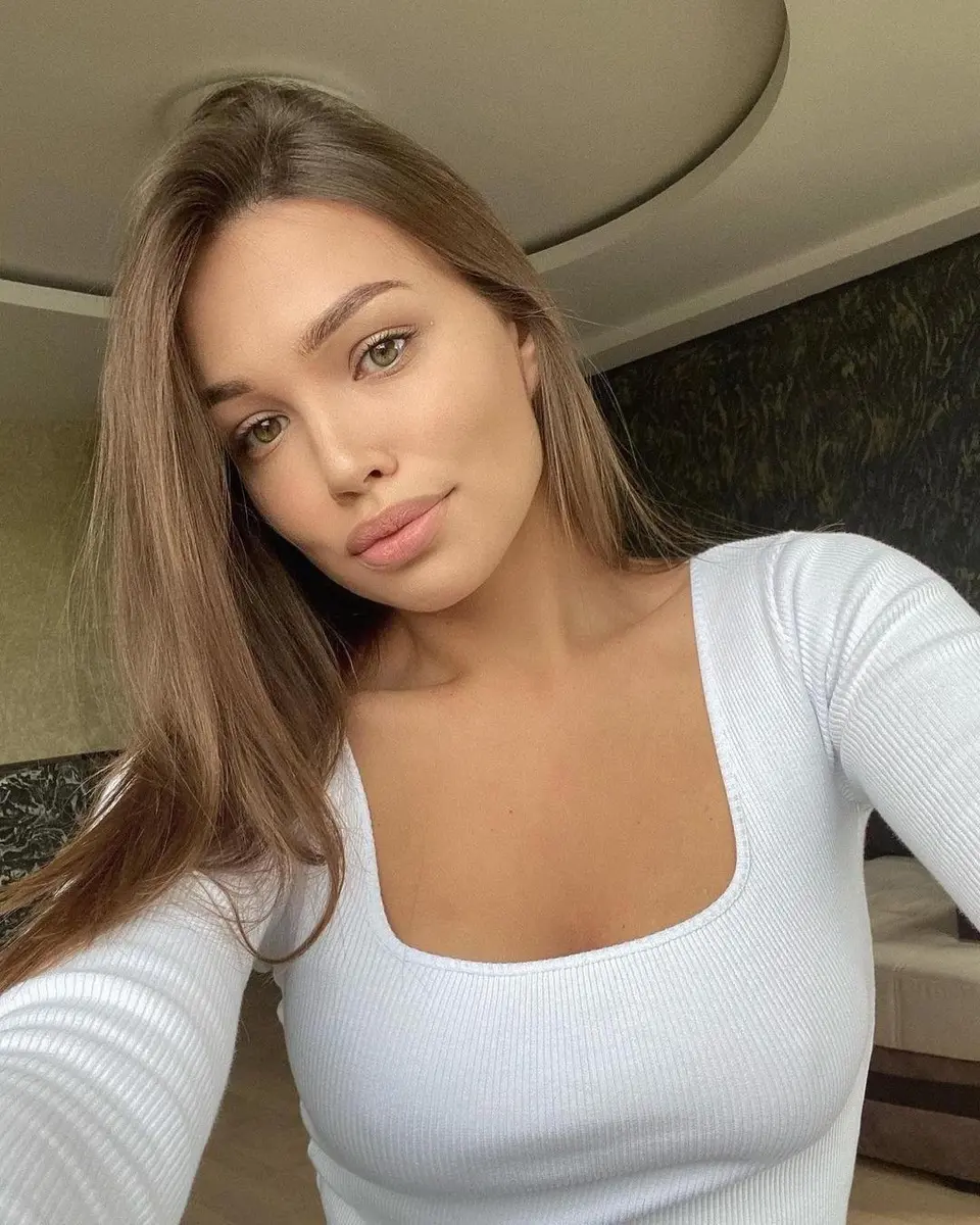 Cora escort in Dubai