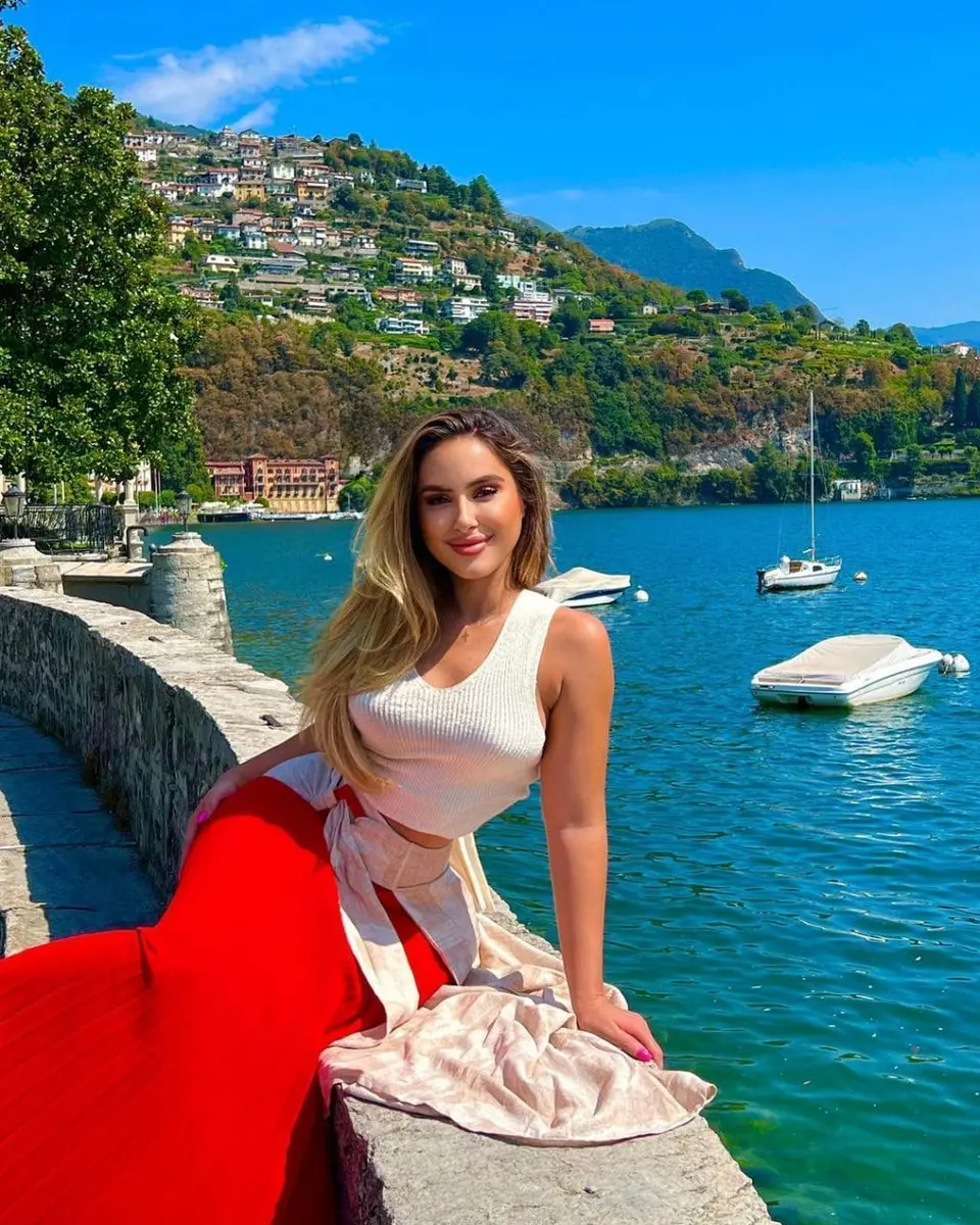 Daisy escort in Dubai