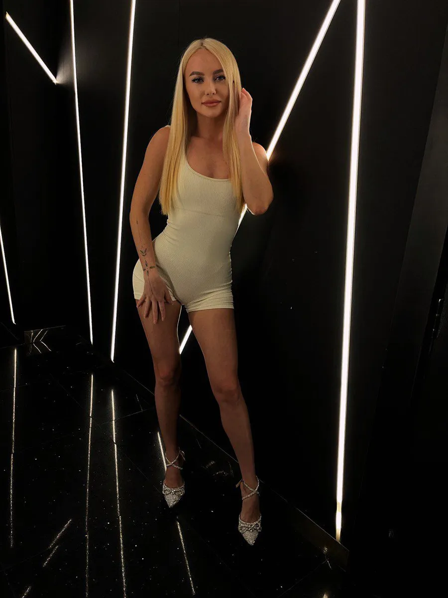 Daisy escort in London