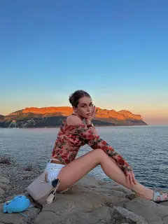 Emily escort in Dubai