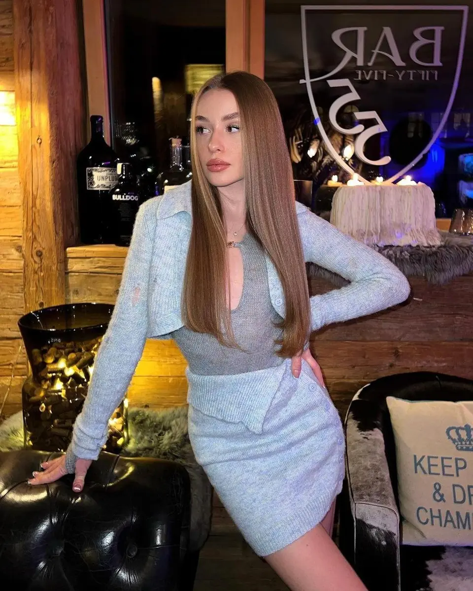 Emily escort in Dubai