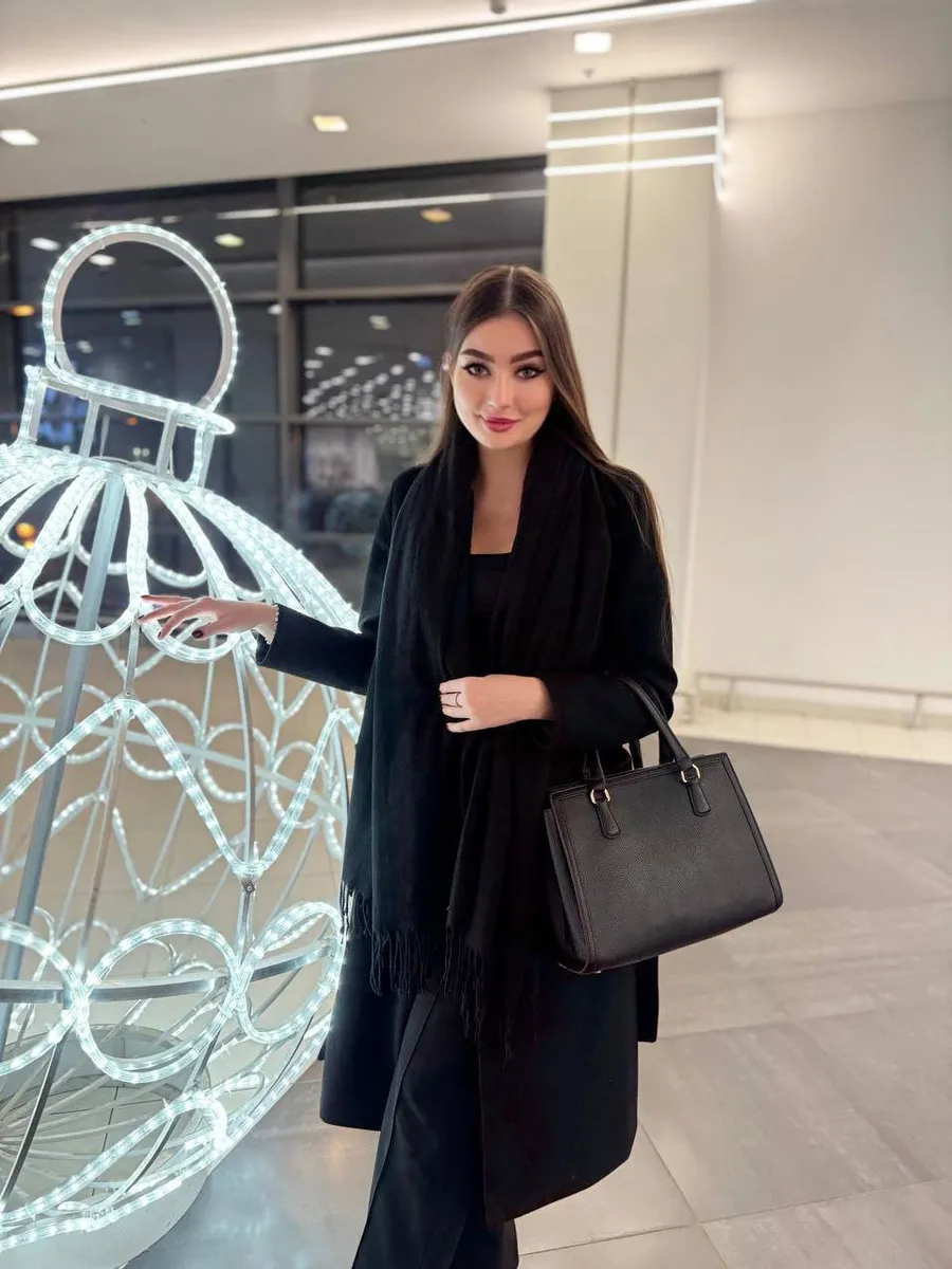 Faye escort in Dubai