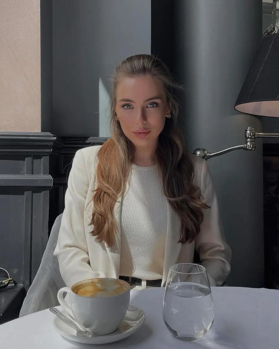 Felicity escort in Dubai