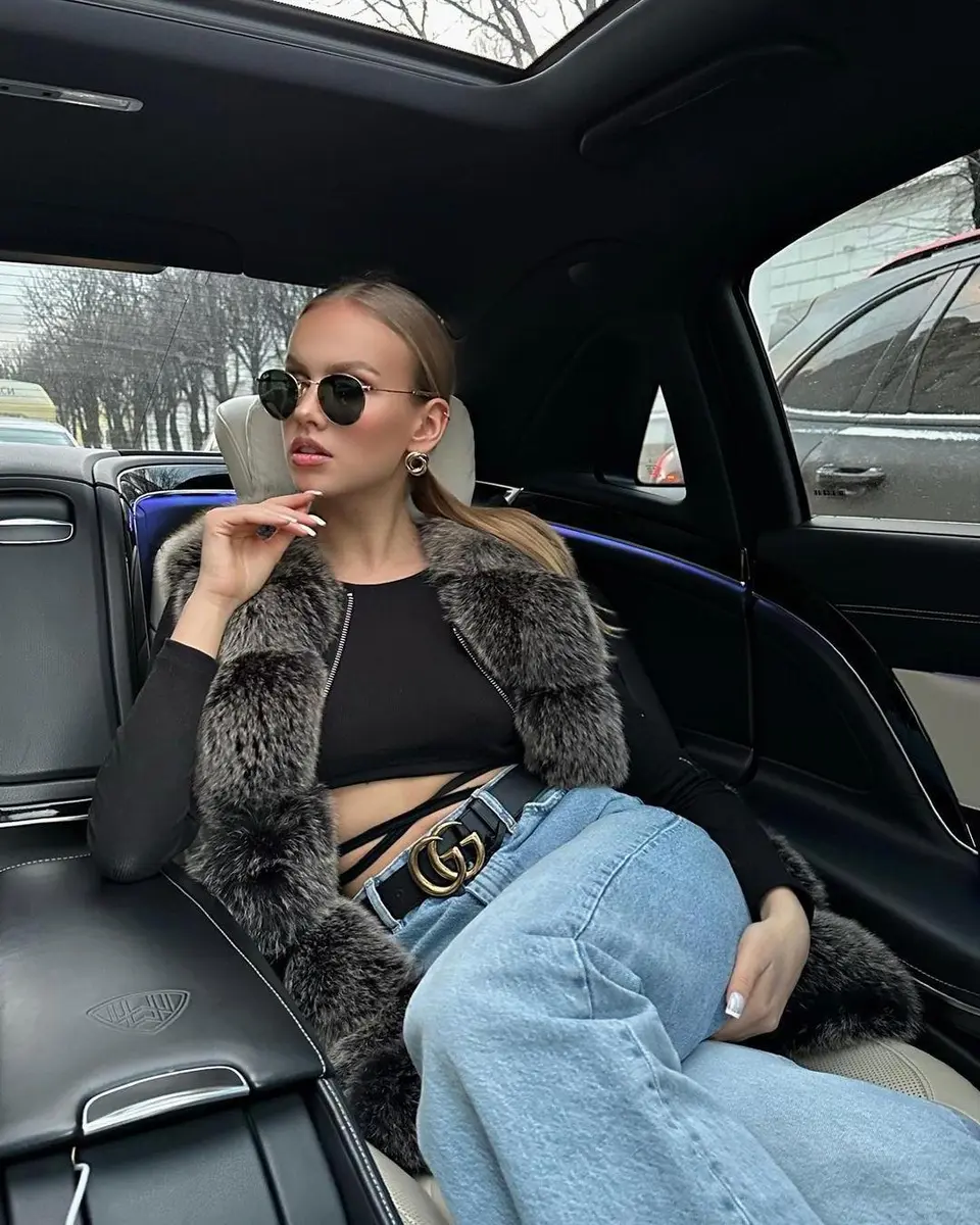 Francesca escort in Dubai