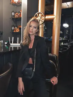 Francesca escort in Dubai