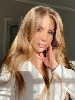 Hailey escort in Dubai