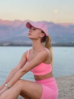 Hazel escort in Dubai