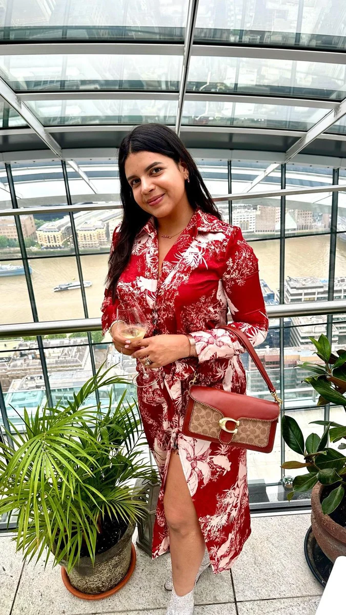 Isis escort in Dubai