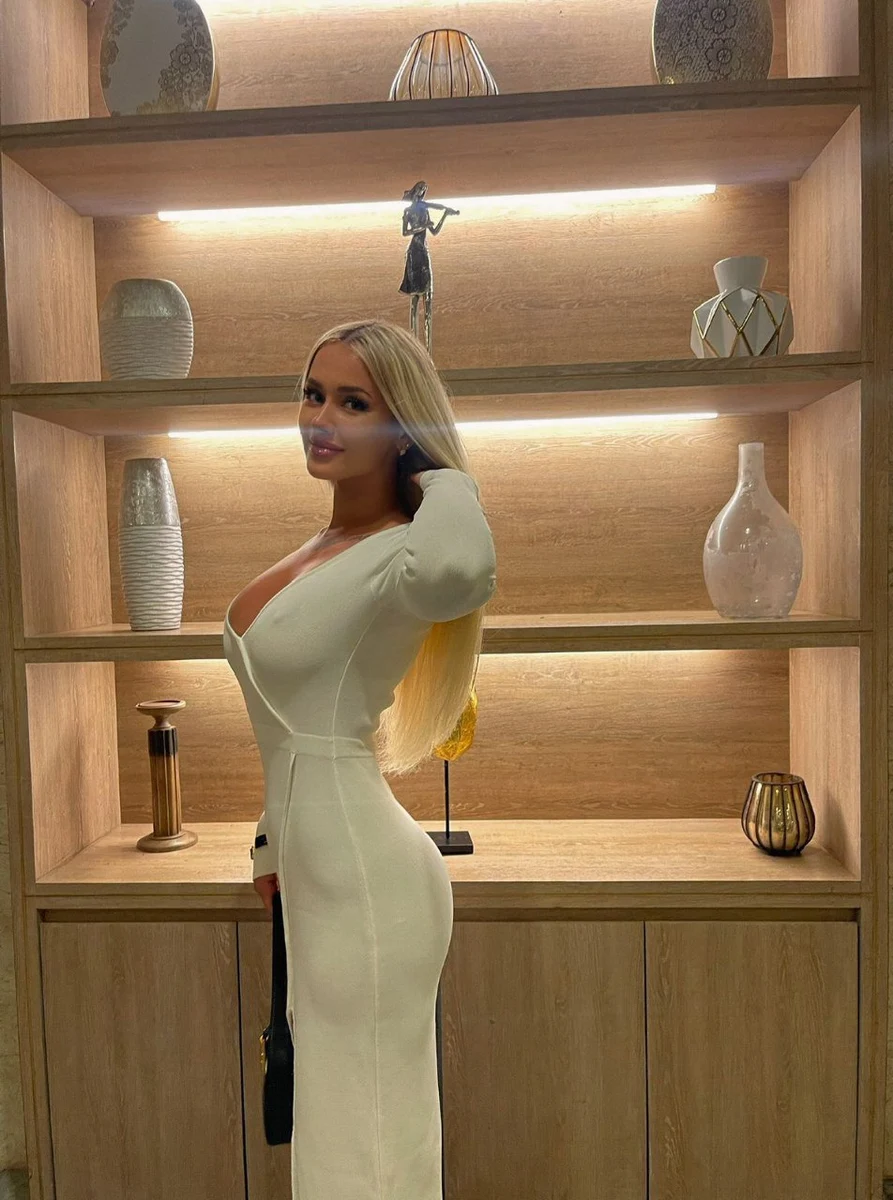 Kendal escort in London