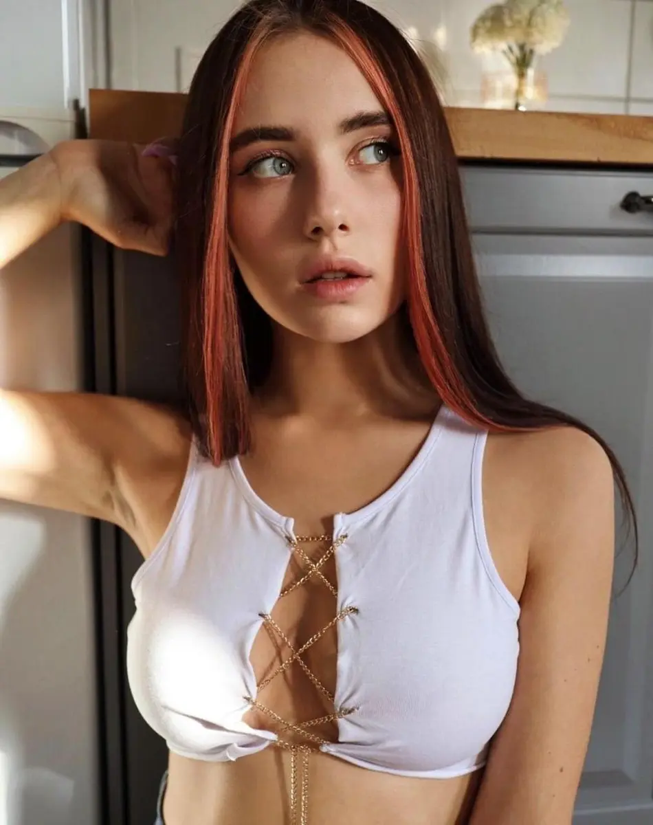 Kendall escort in Dubai