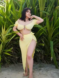 Lalla escort in London