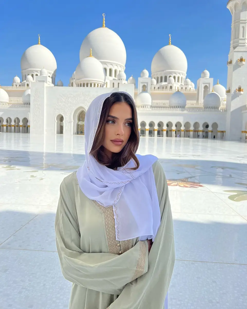 Libby escort in Dubai