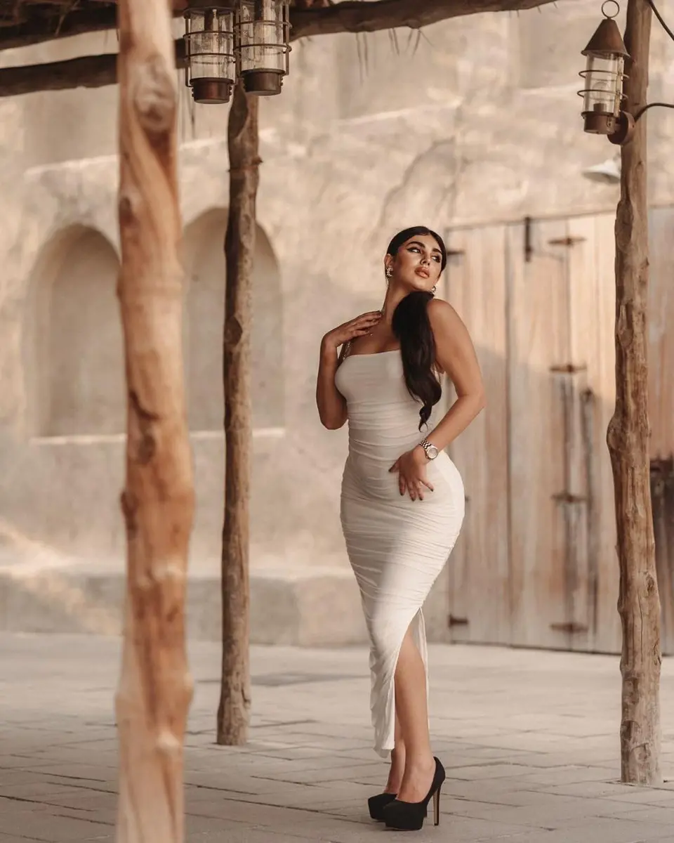 Lilsecret escort in London