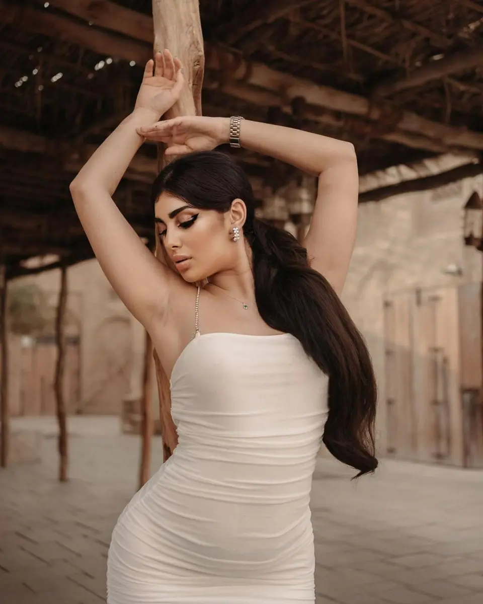 Lilsecret escort in London