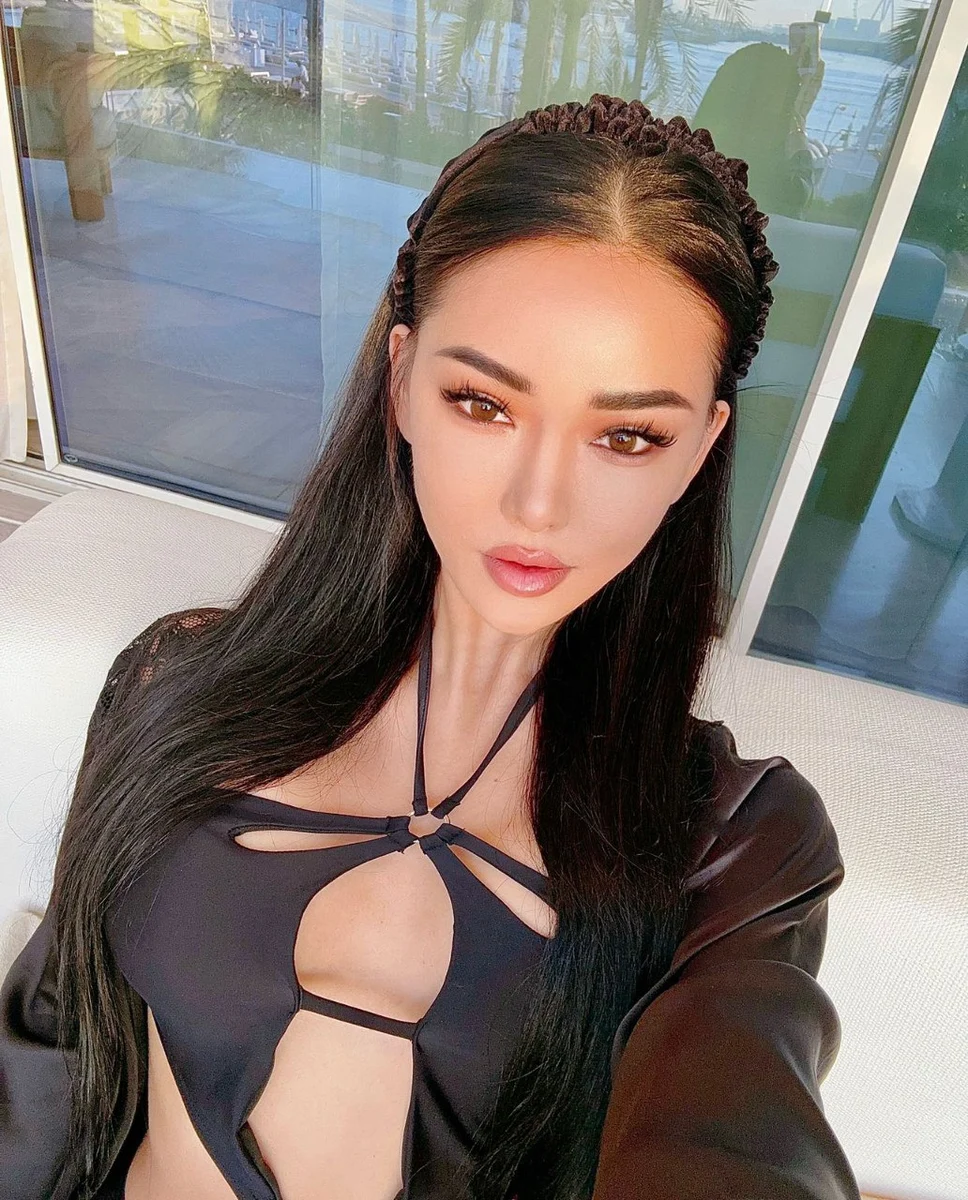 Louisa escort in London