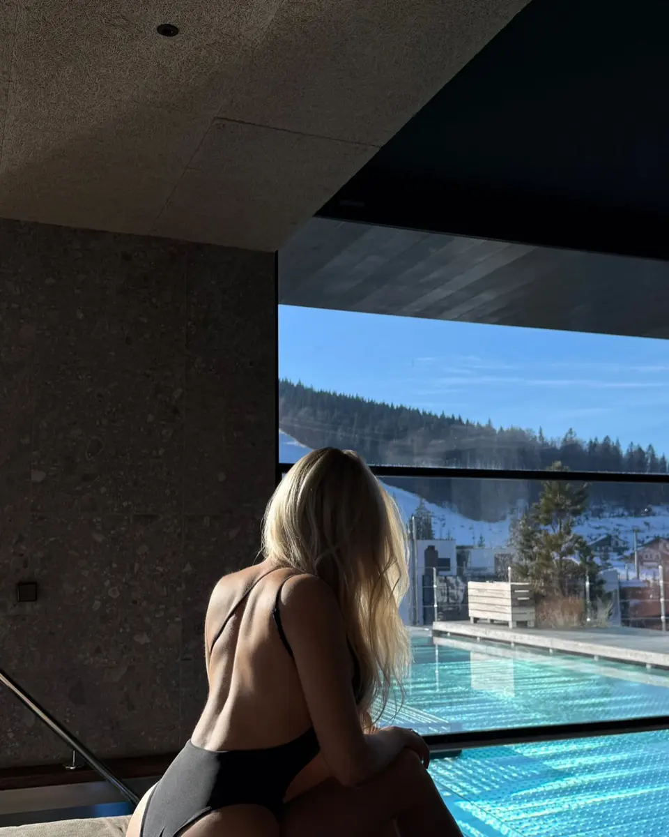 Madeleine escort in Dubai