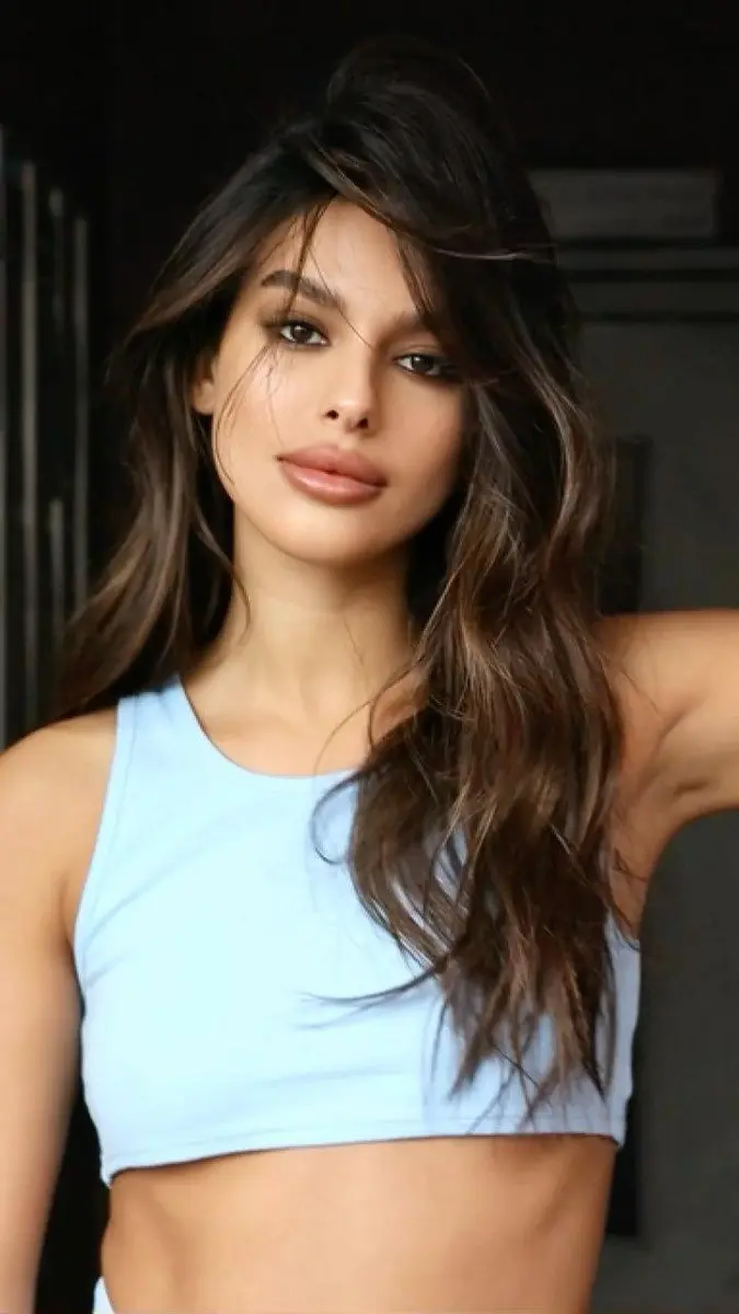 Mariana escort in Dubai