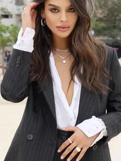 Mariana escort in Dubai