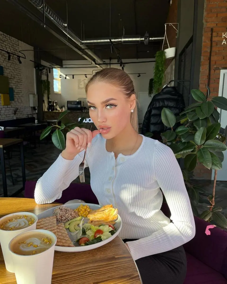 Mila escort in Dubai