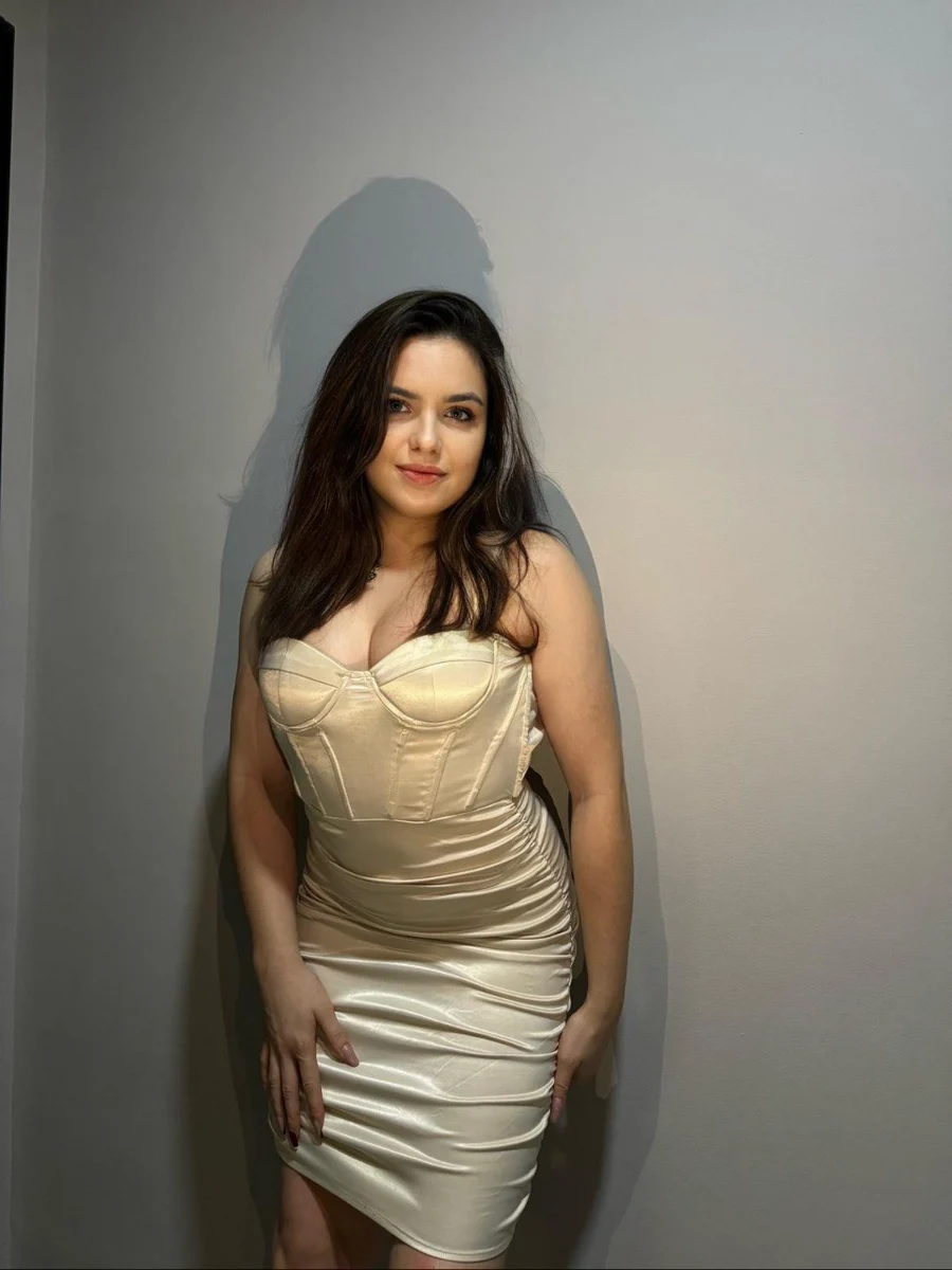 Natalia escort in London