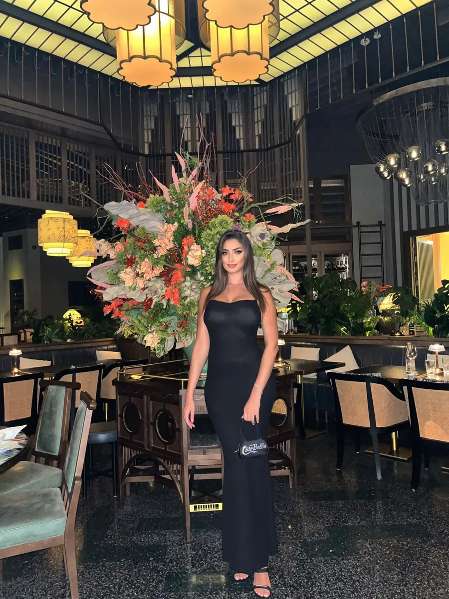 Naya escort in London