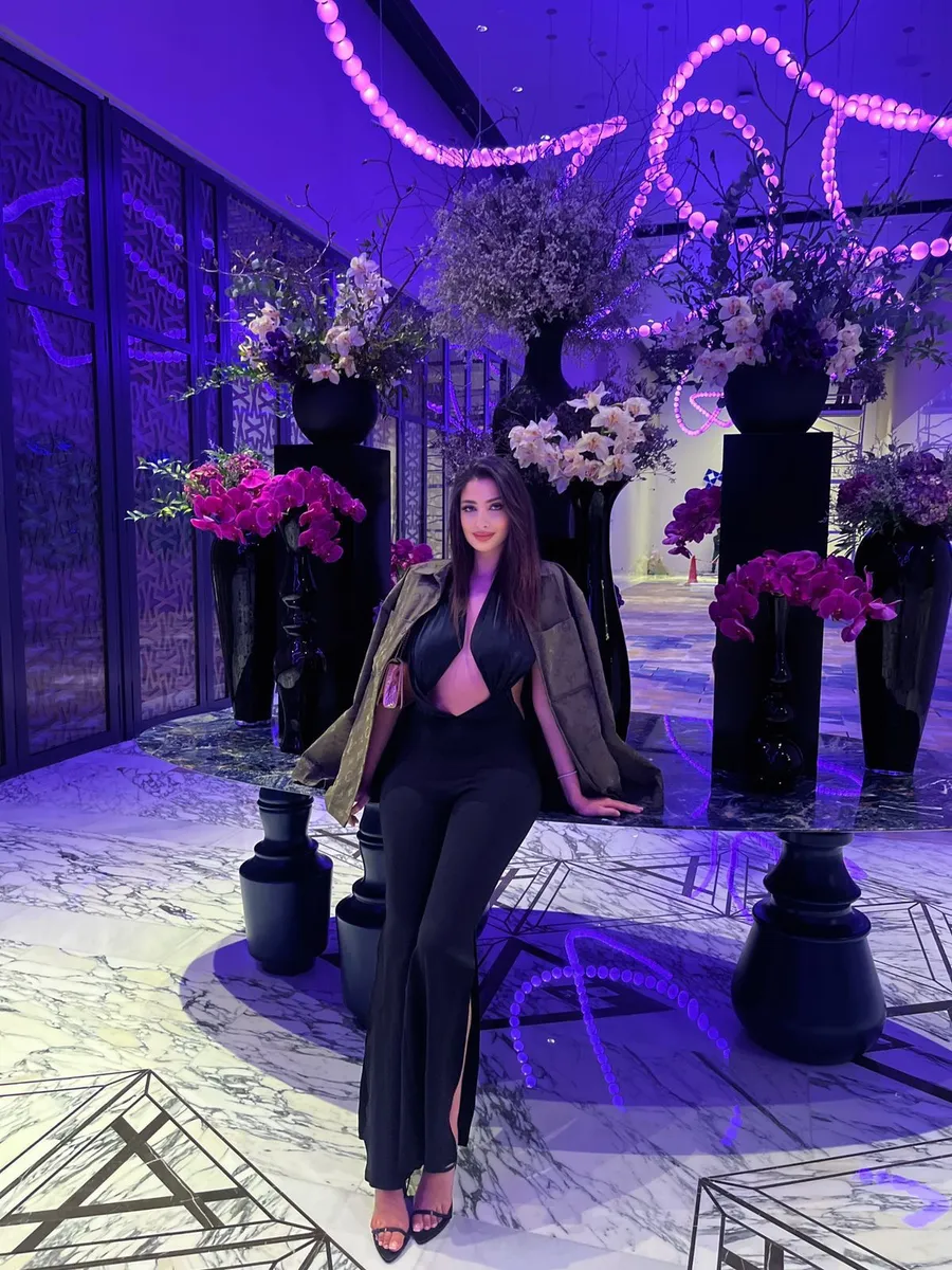 Naya escort in London