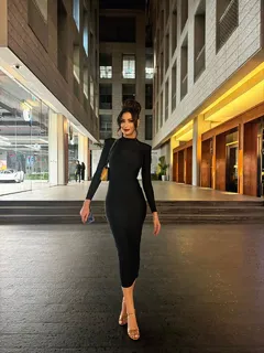 Naya escort in London