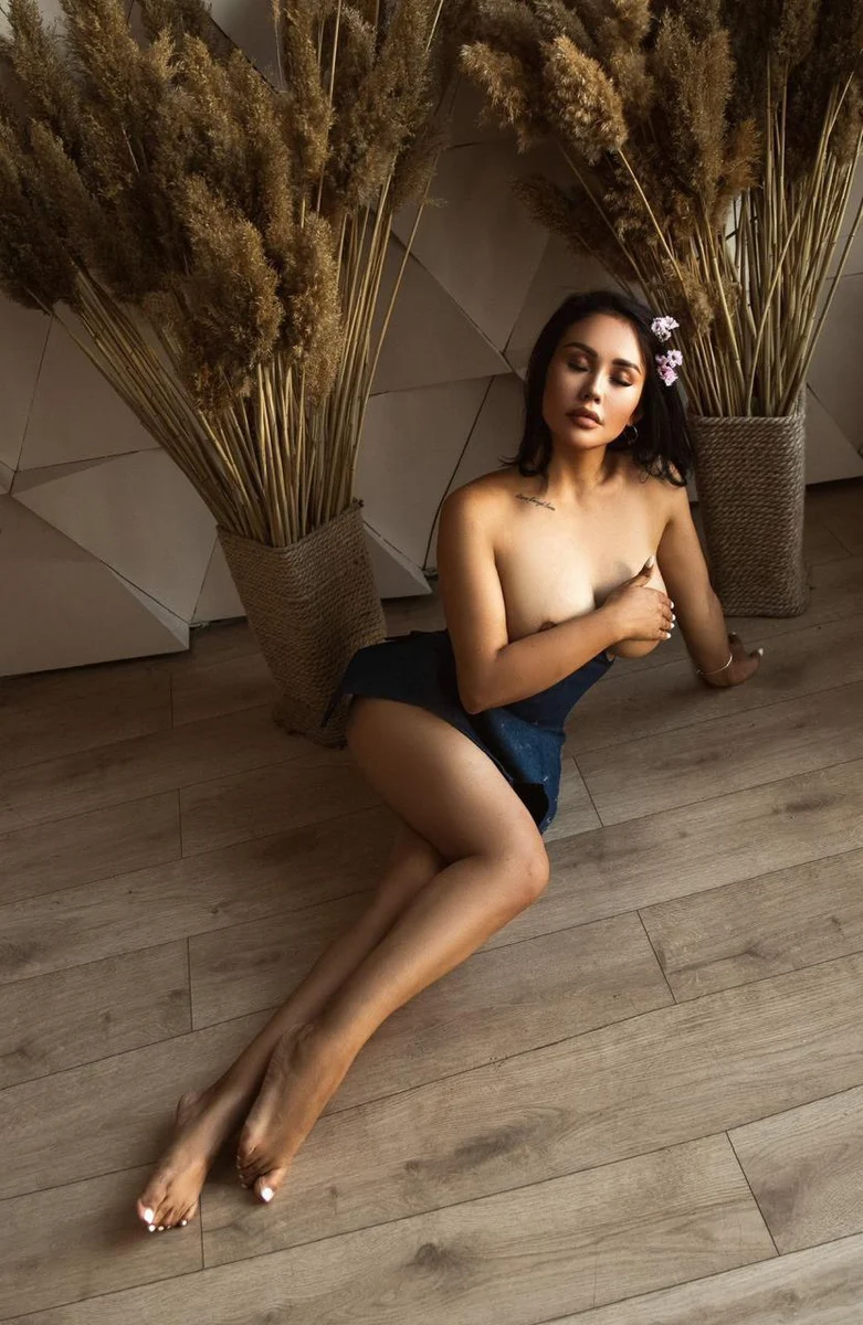 Rabiya escort in Dubai