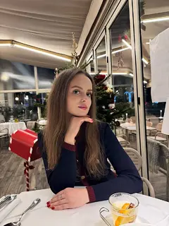 Riley escort in Dubai