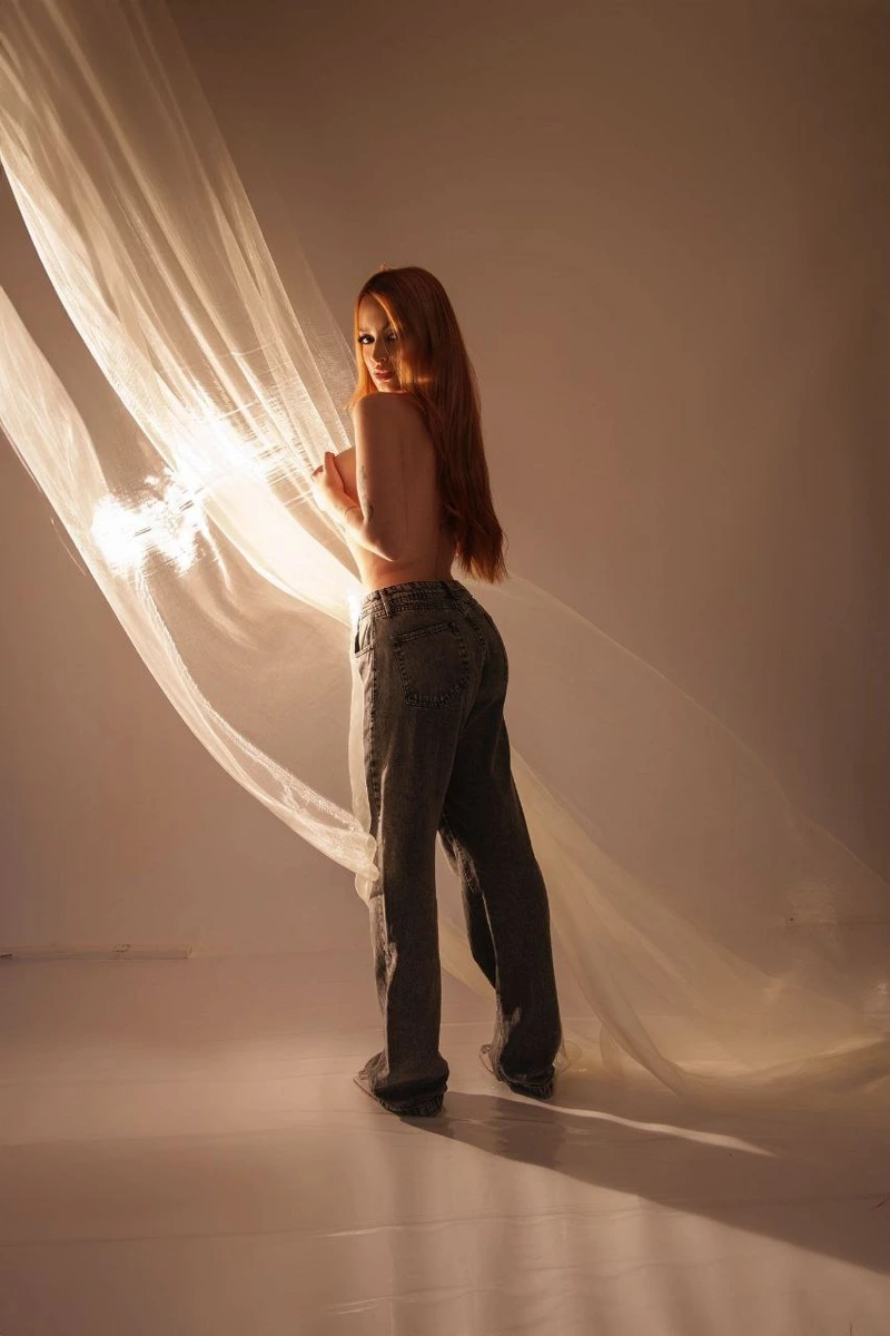 Samantha escort in Dubai