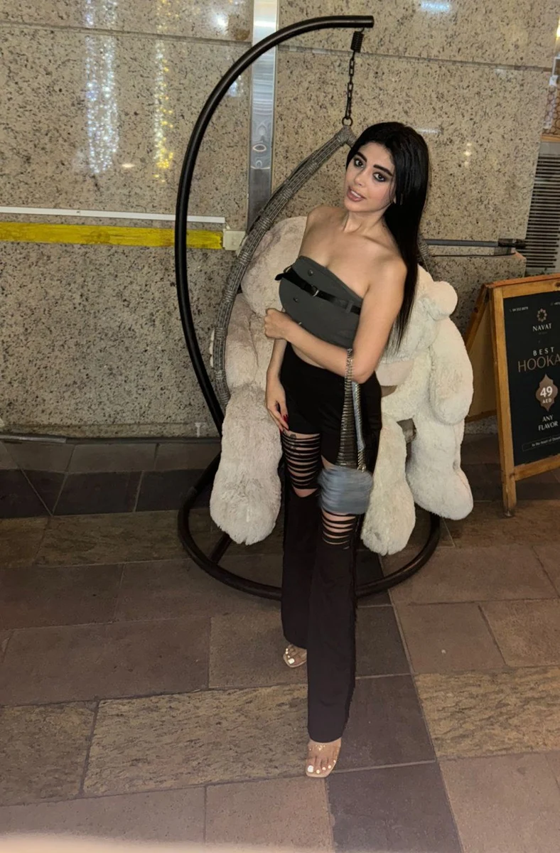Shymi escort in London