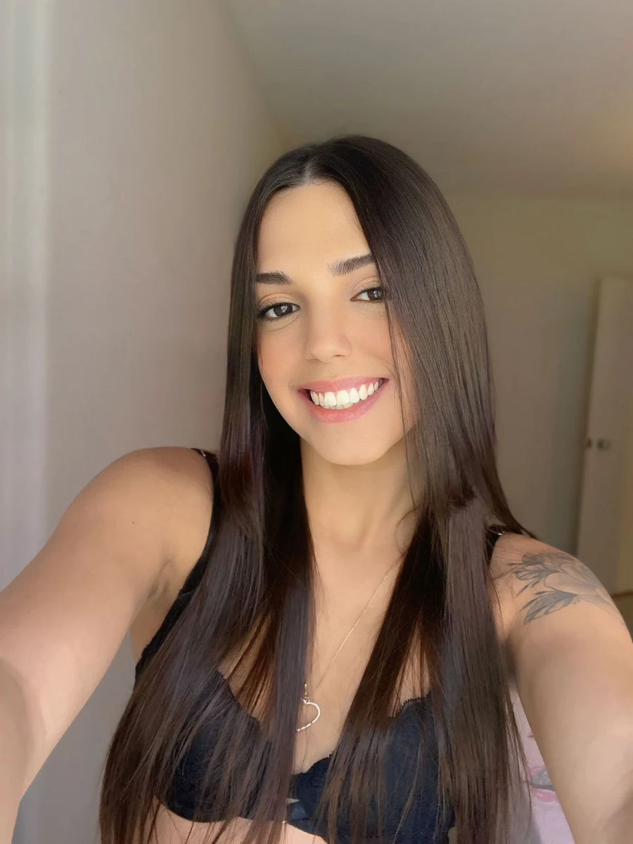 Tessa escort in Dubai